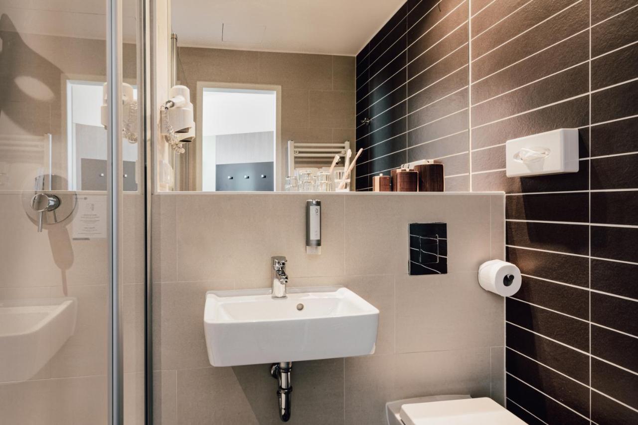 Garner - Charlottenburg, An Ihg 3* Berlin