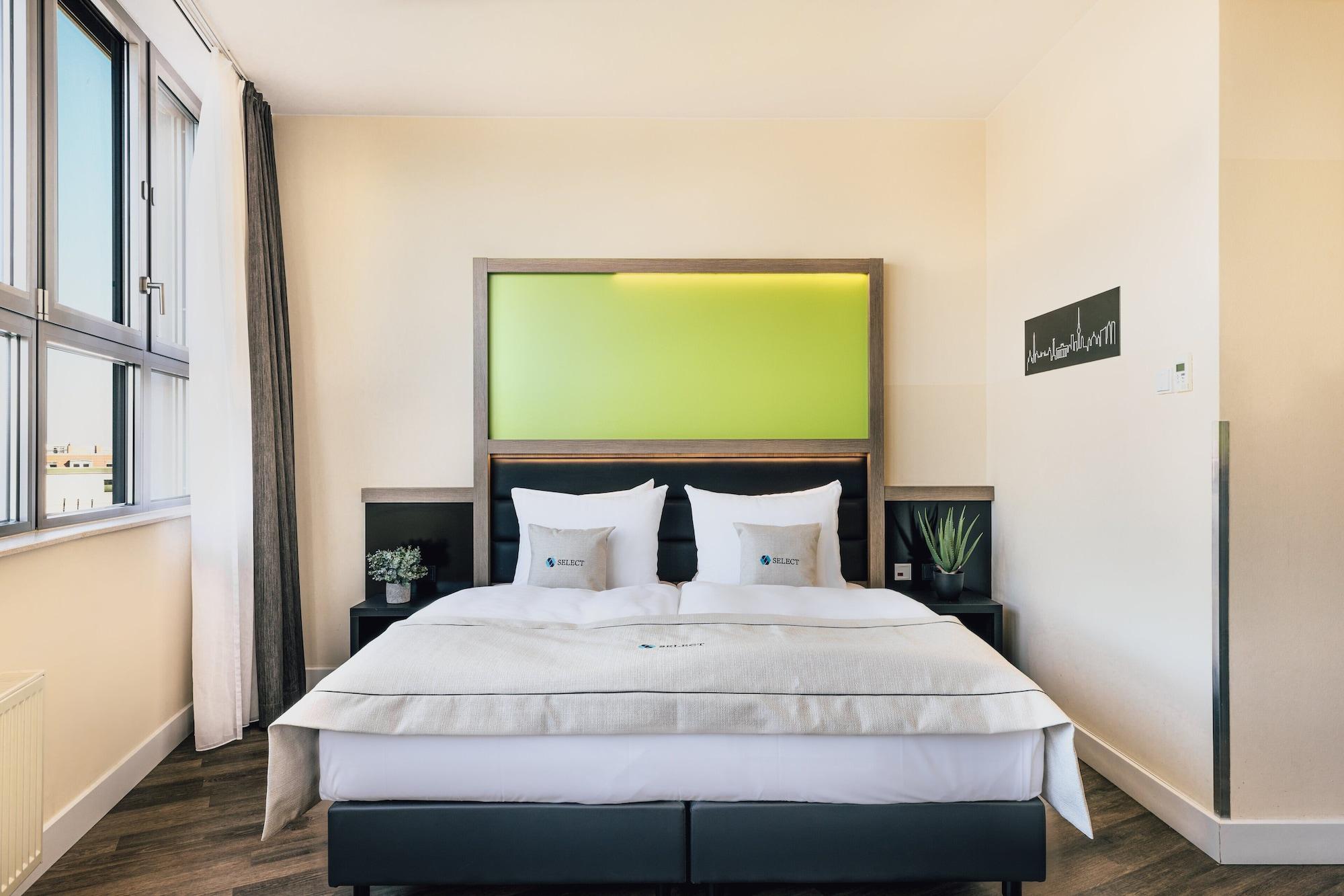 Garner - Charlottenburg, An Ihg 3* Berlin